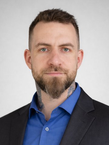 Bastian Leicht